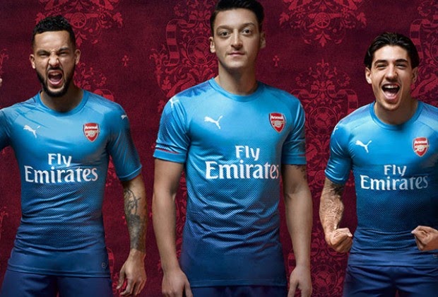 Tuyển tập áo đấu của CLB Arsenal trong các mùa giải gần đây 7