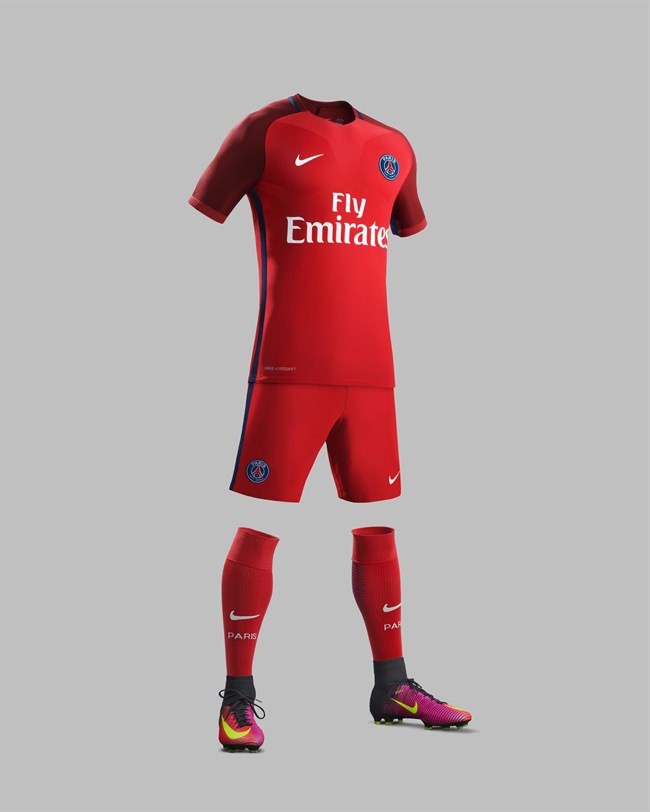 Tuyển tập áo đấu của CLB Paris Saint Germain qua các mùa giải 2