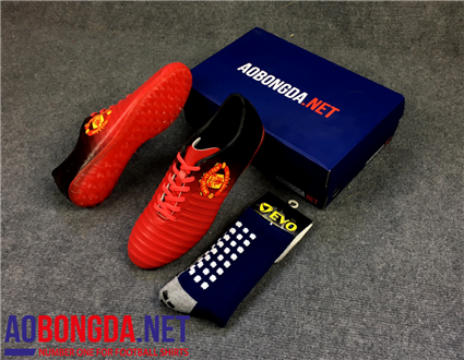Giầy Bóng Đá MU xanh đỏ đen
