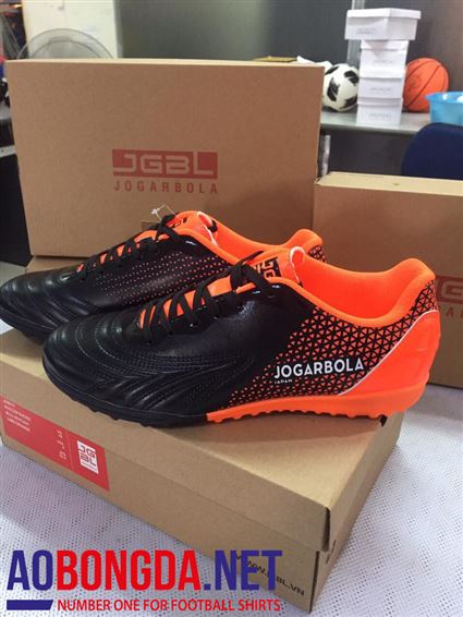 Giầy Bóng Đá Jogarbola đen cam