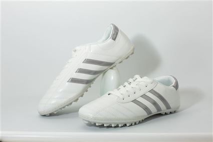 Giầy Bóng Đá phủi CT3 trắng sọc bạc 1