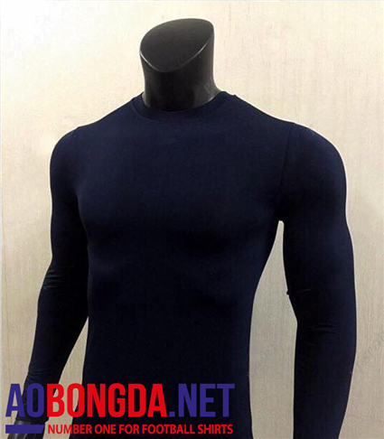 Áo lót bóng đá Body thể thao dài tay màu đen