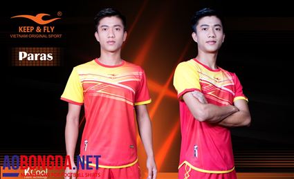 Áo Không Logo Keep & Fly Paras X Phan Văn Đức đỏ