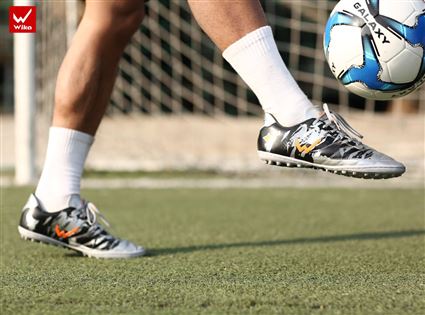 Giày Bóng Đá Wika Army bạc 3