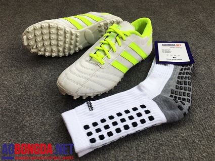 Giầy bóng đá phủi 3 sọc CT3 trắng sọc chuối