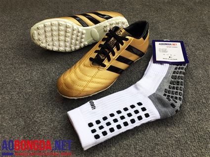 Giầy bóng đá phủi 3 sọc CT3 đồng sọc đen