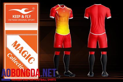 Áo Không Logo Keep & Fly Magic đỏ