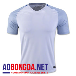 Mẫu áo Anh trắng không logo