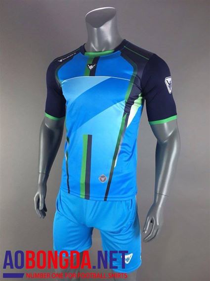 Mẫu áo bóng đá không logo Eureka xanh dương đen