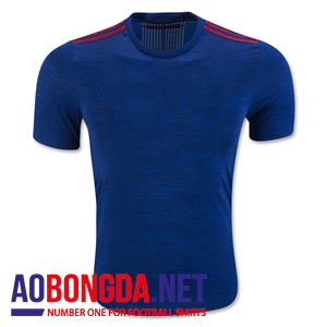 Mẫu áo Manutd xanh không logo