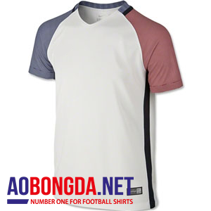 Mẫu áo Pháp trắng không logo