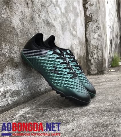 Giầy Bóng Đá Mitre 18204B xanh lục