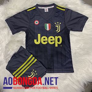 Quần áo trẻ em đội Juventus đen sân khách 2019