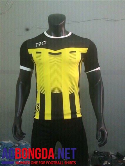 T90 Đen Vàng 2017-2018