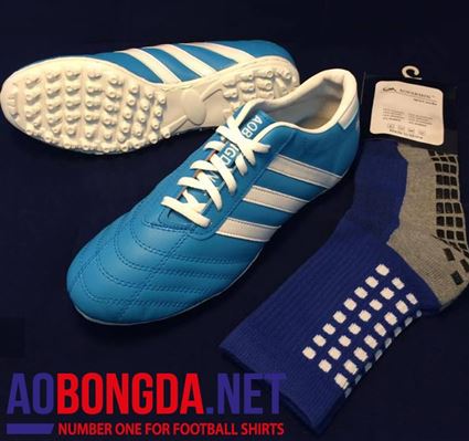 Giầy bóng đá xanh ngọc 3 sọc trắng